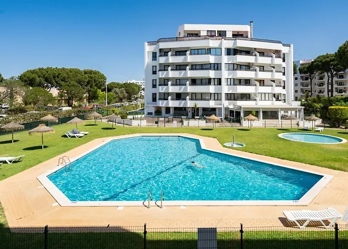 Tennis Golf Mar - Apartamento Para 4 Renovado Em Vilamoura